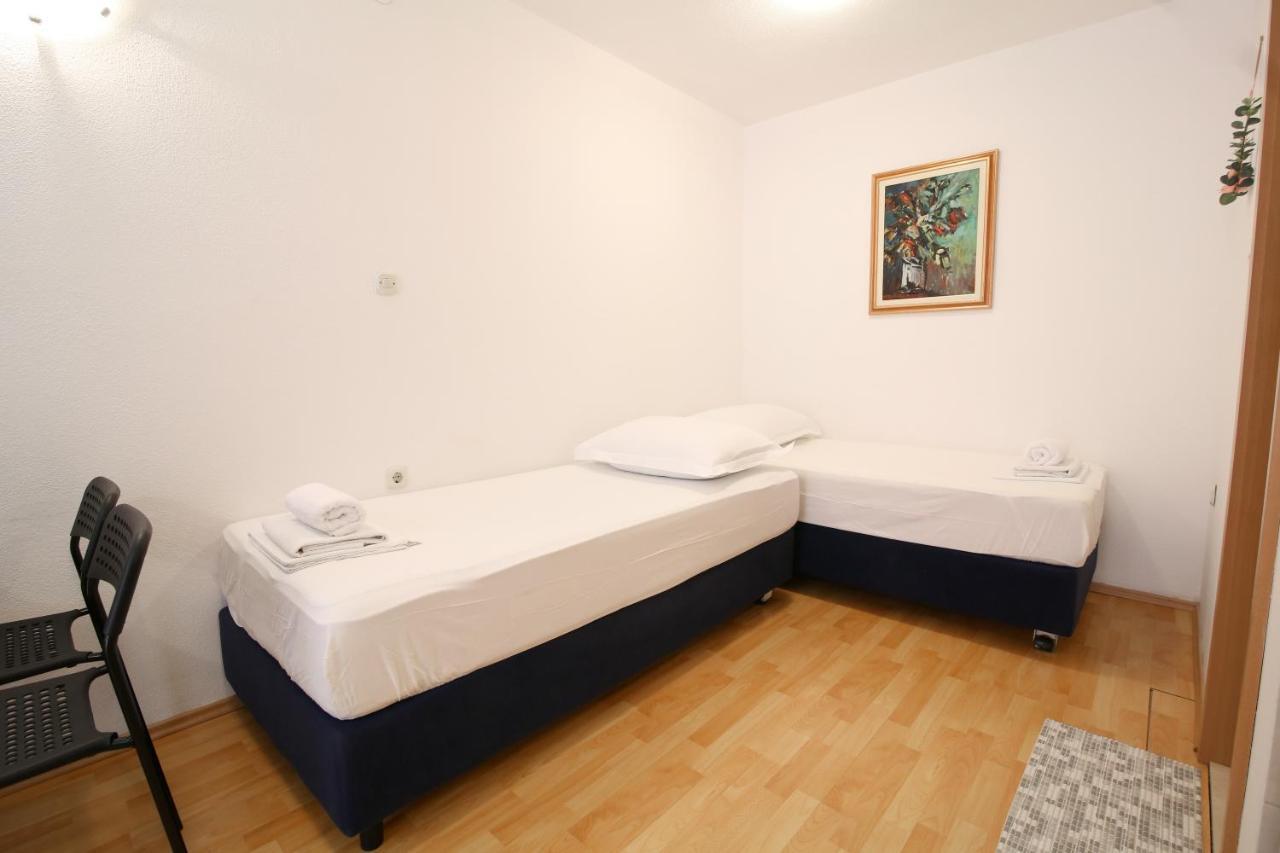 Studio Laura-Spacious Studio On The Main Beach มาคาร์สกา ภายนอก รูปภาพ