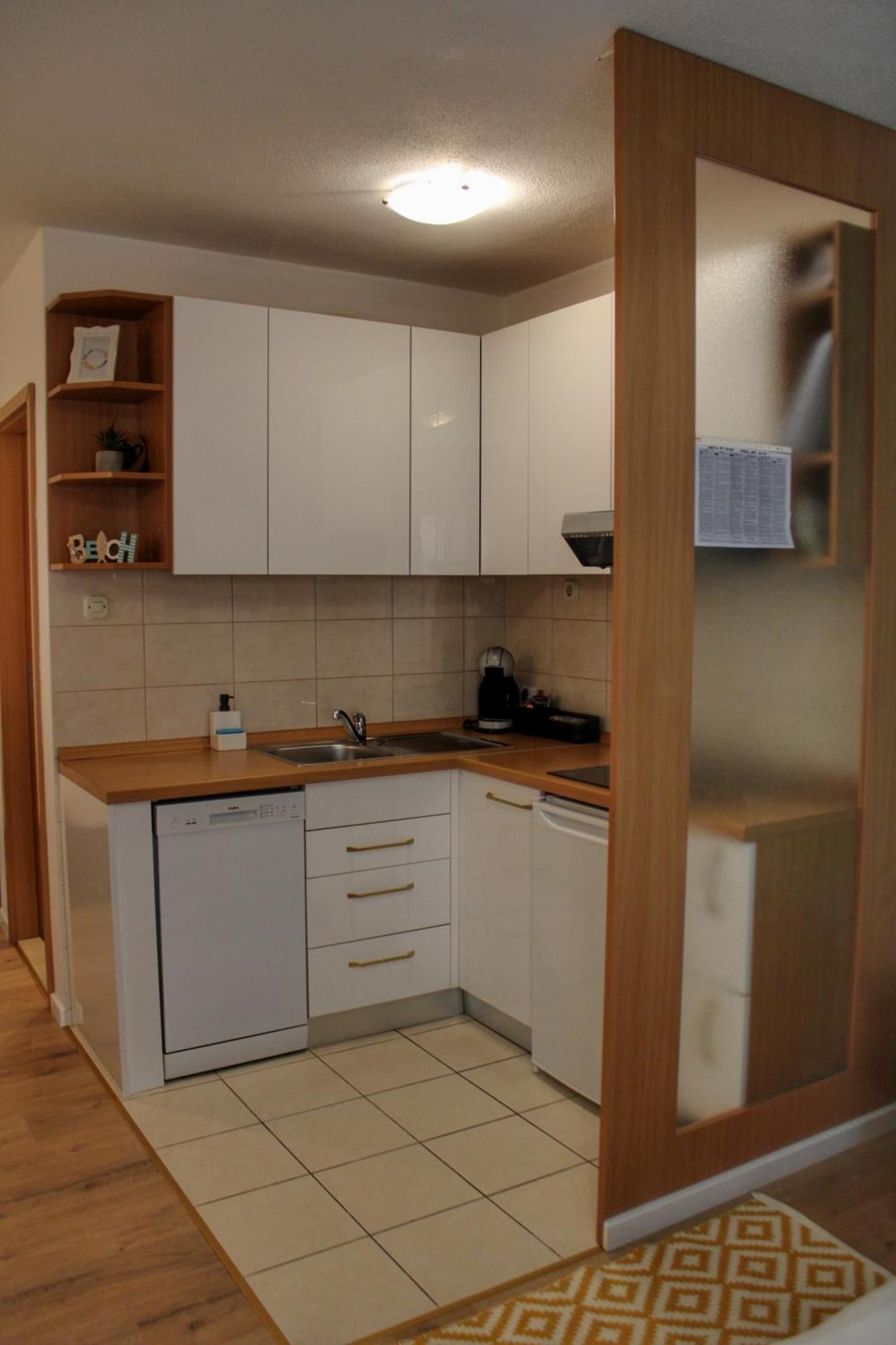 Studio Laura-Spacious Studio On The Main Beach มาคาร์สกา ภายนอก รูปภาพ