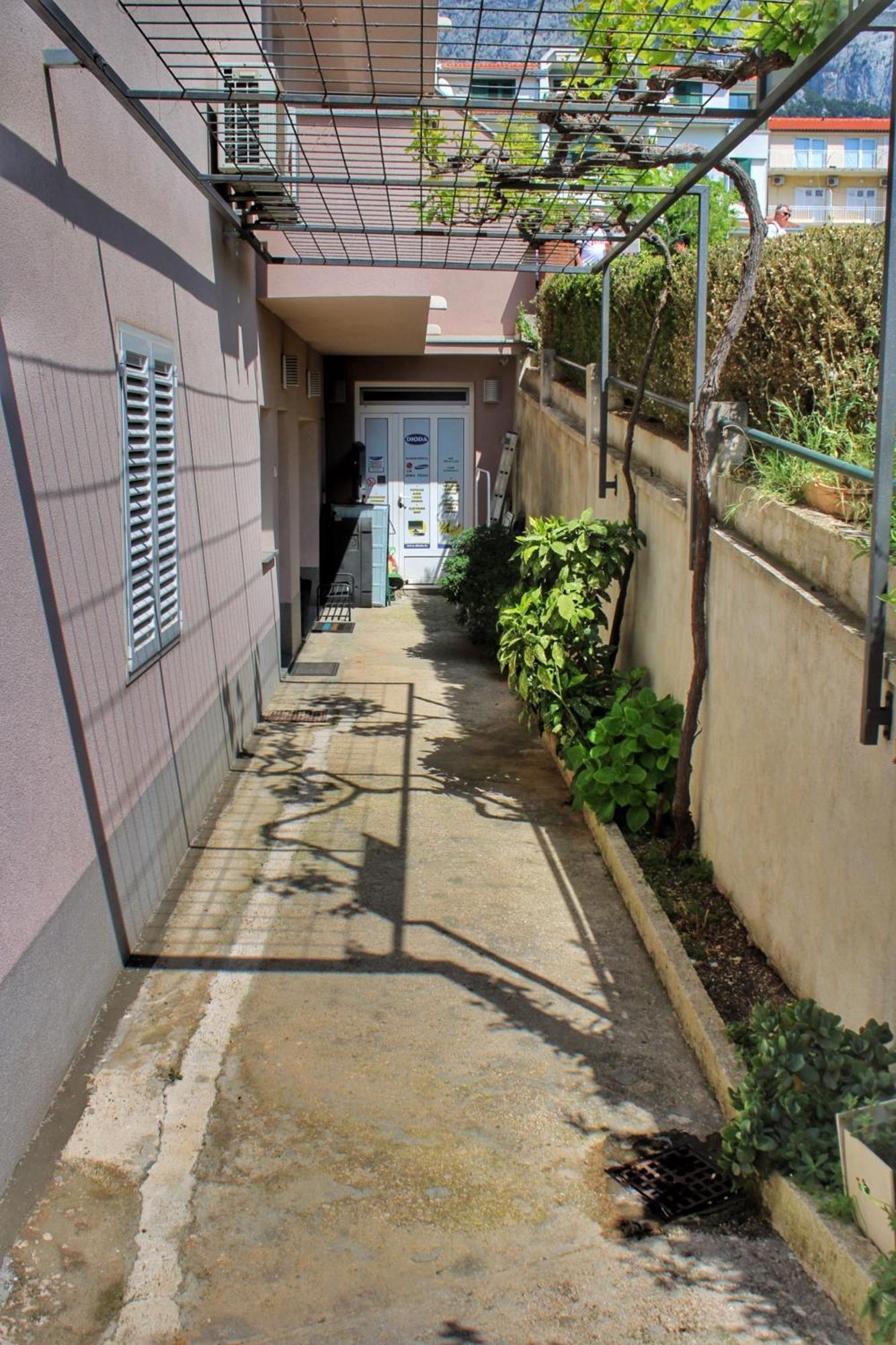 Studio Laura-Spacious Studio On The Main Beach มาคาร์สกา ภายนอก รูปภาพ