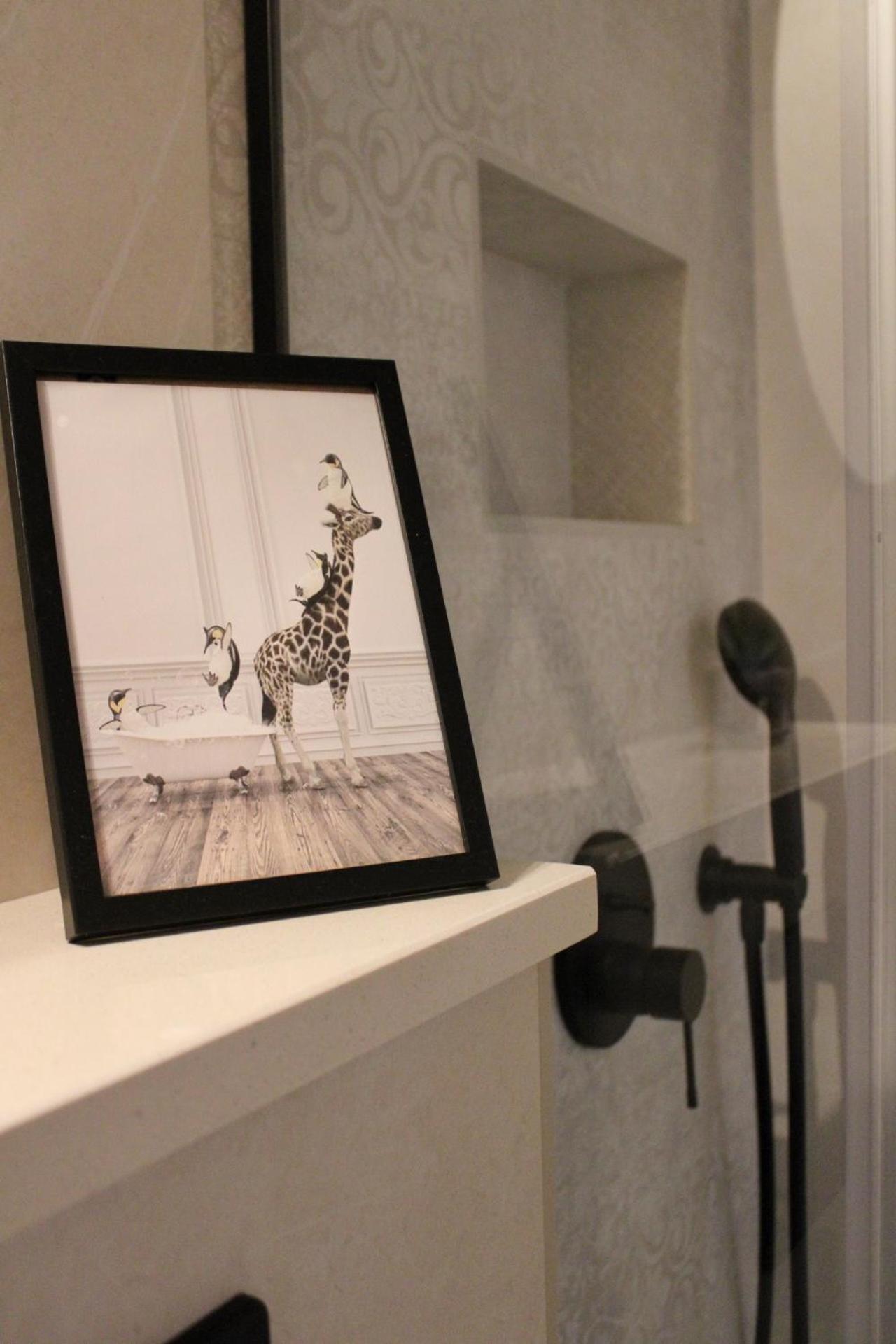 Studio Laura-Spacious Studio On The Main Beach มาคาร์สกา ภายนอก รูปภาพ